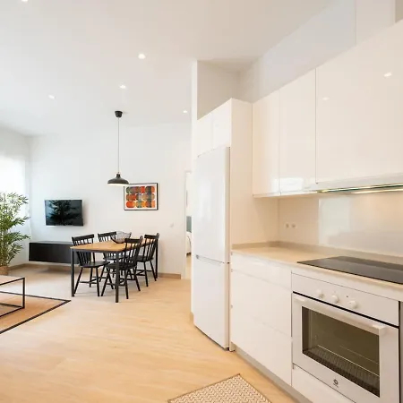 Chanquete Apartment *